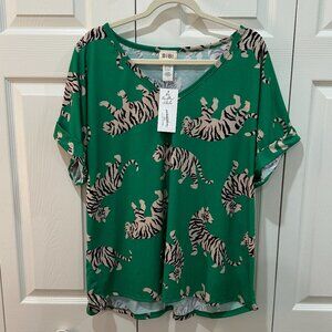 Bibi Green Leopard Print Top Sz XL NWT